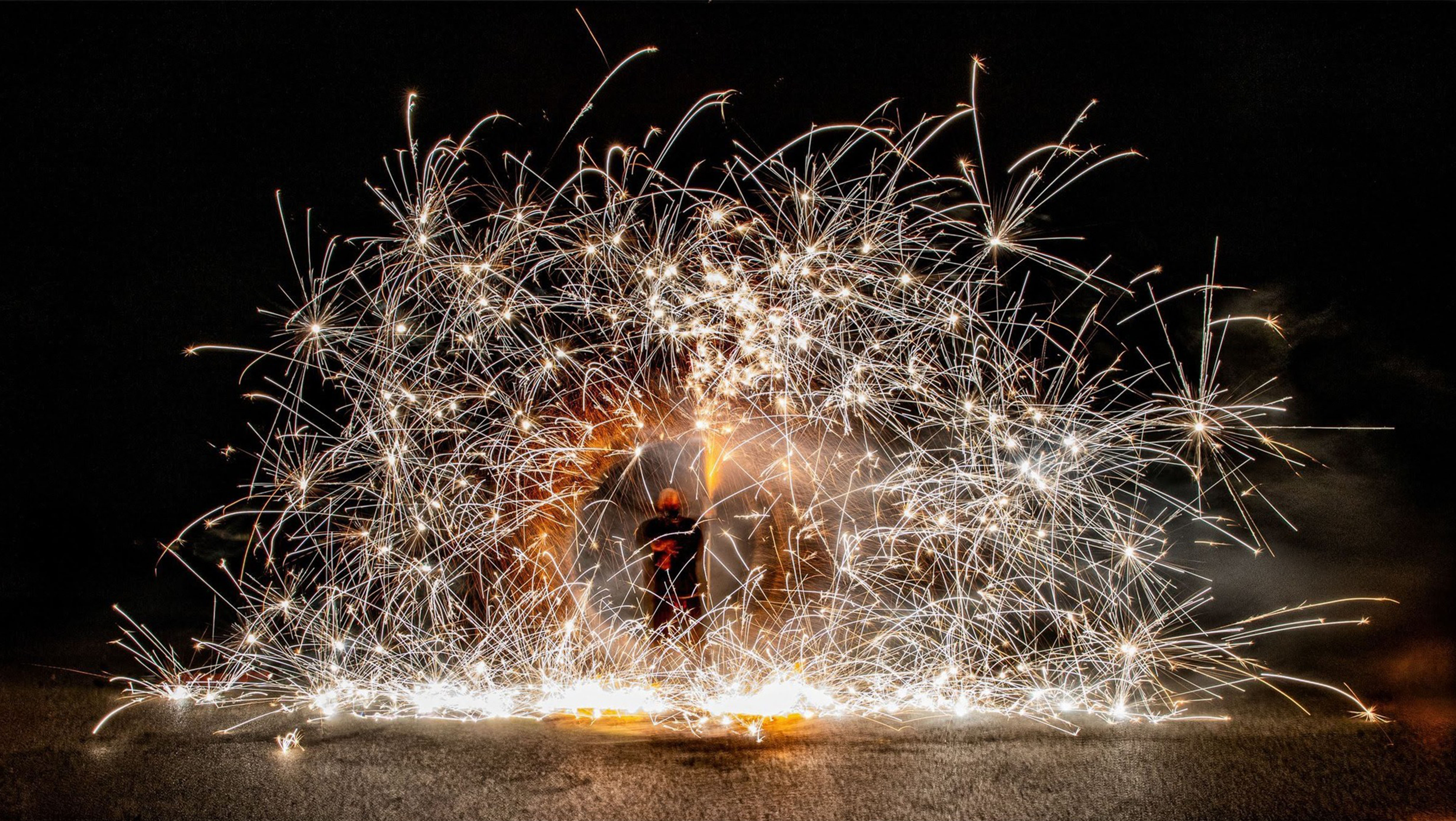 Spectacle Mariage Prestige – spectacle de feu et pyrotechnie pour mariage